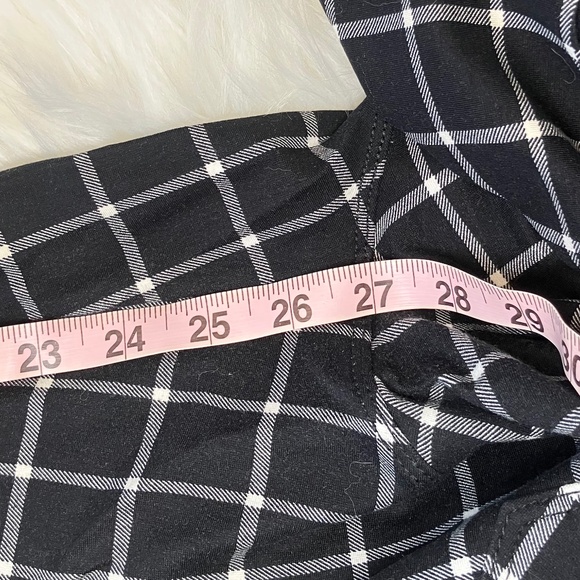 NWOT Black & White Nygard Luxe Slims Jegging Jean - Picture 7 of 11